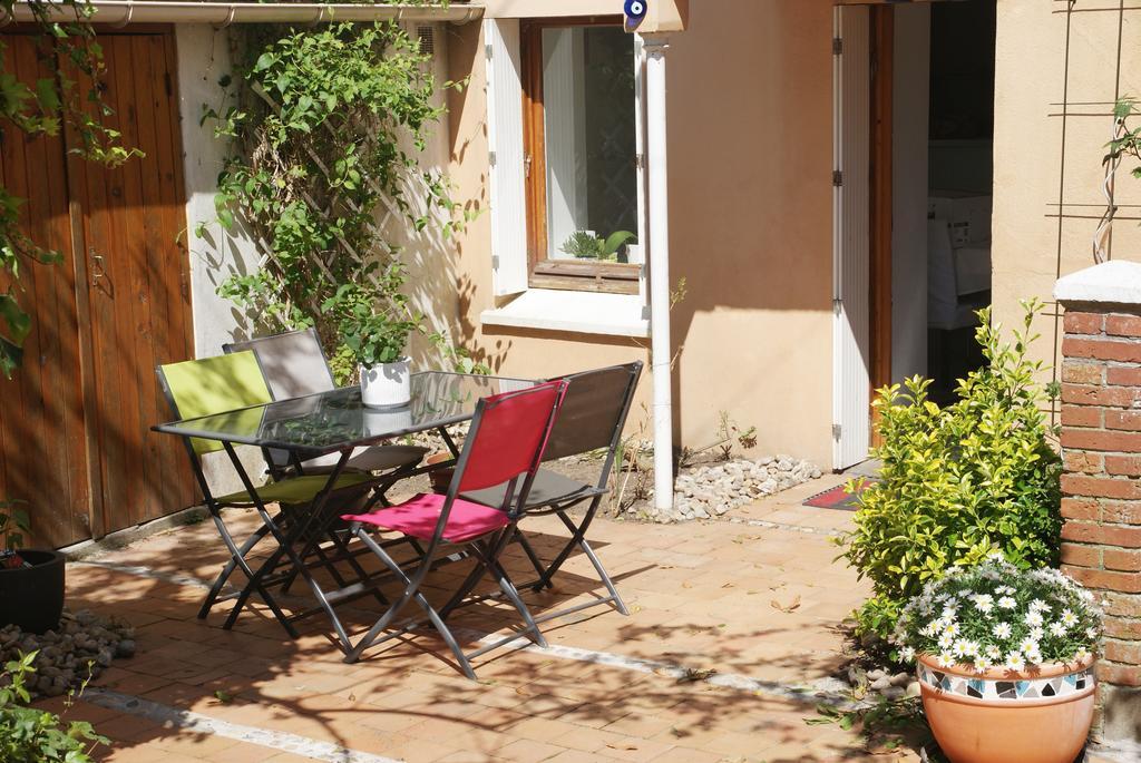 Bed and Breakfast La Vigie Couëron Exterior foto